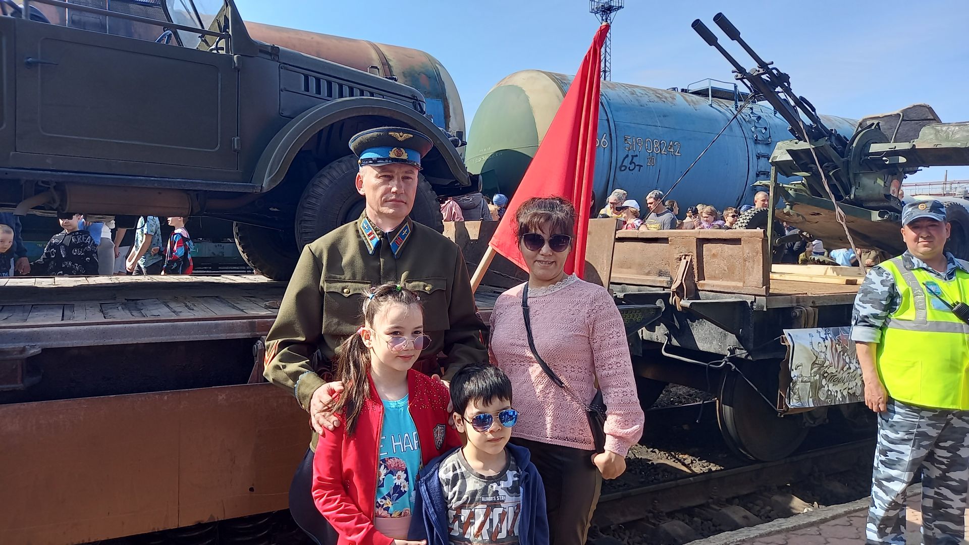 Бугульма первой в Татарстане встретила «Паровоз Победы»