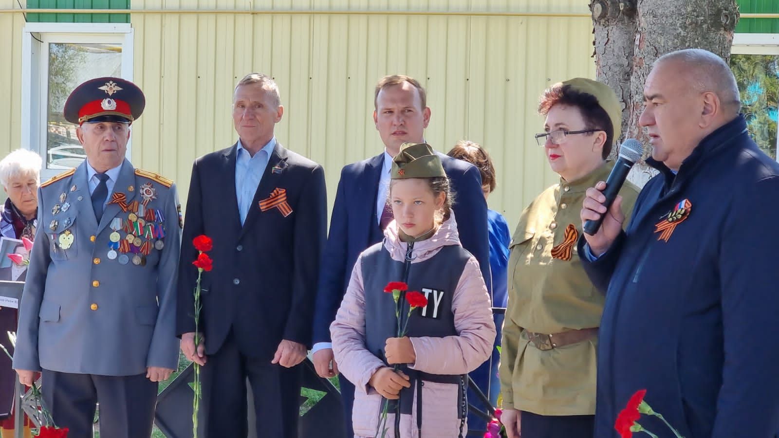 В Бугульминском районе открыли памятник солдатам Великой Отечественной войны