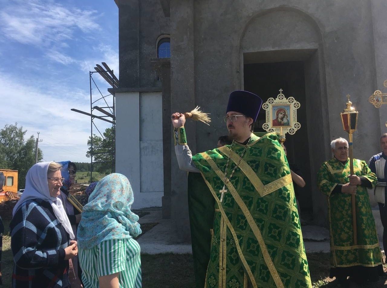 В восстанавливающемся храме села Чирково встретили престольный праздник