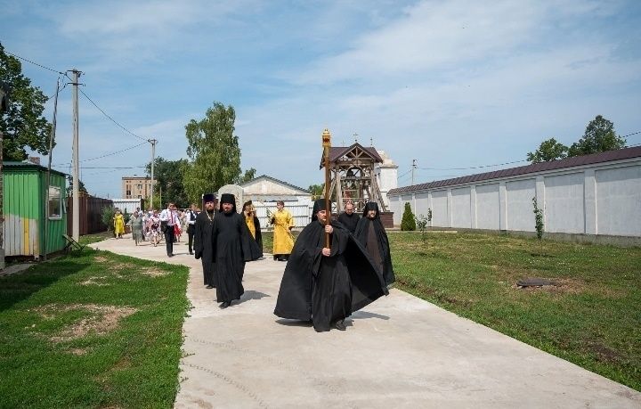 Архиерейское служение Божественной литургии прошло в Казанско-Богородицком монастыре Бугульмы