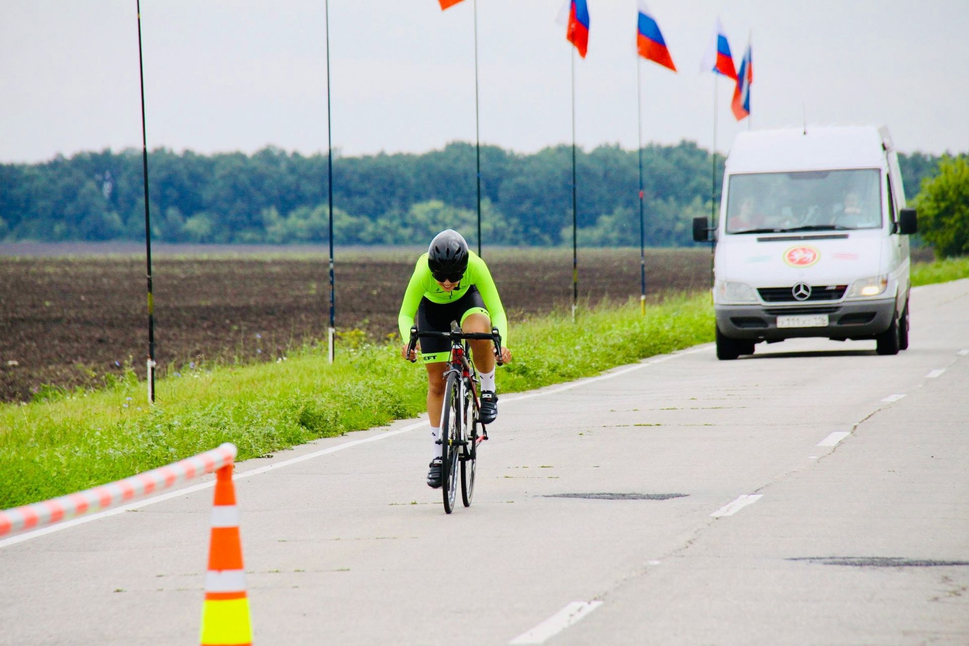 Бугульминская велосипедистка быстрее всех проехала 15 км на межрегиональных соревнованиях