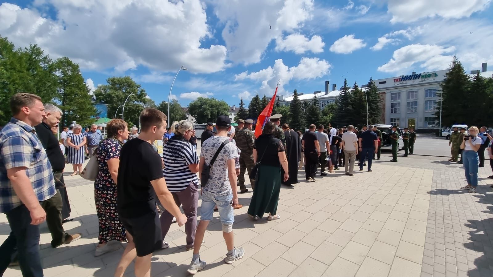 В Бугульме простились с погибшим на СВО Ивановым Дмитрием