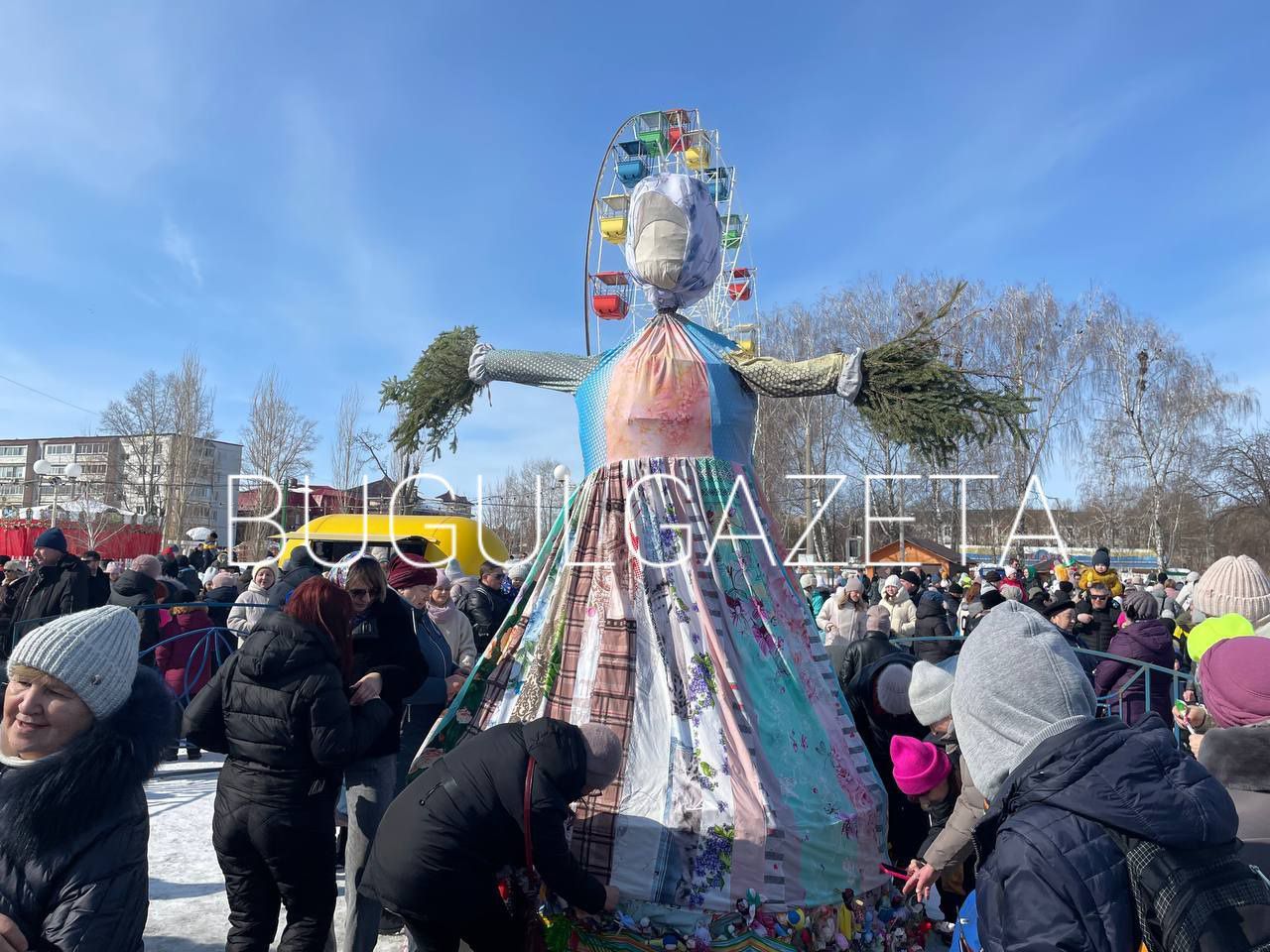 Бугульминцы провожают Масленицу и голосуют