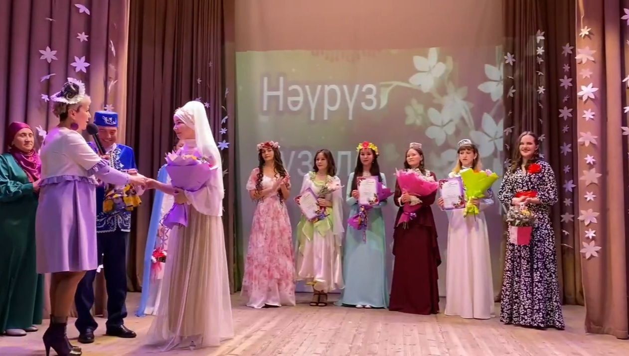 В Центре татарской культуры выбрали главную красавицу весны