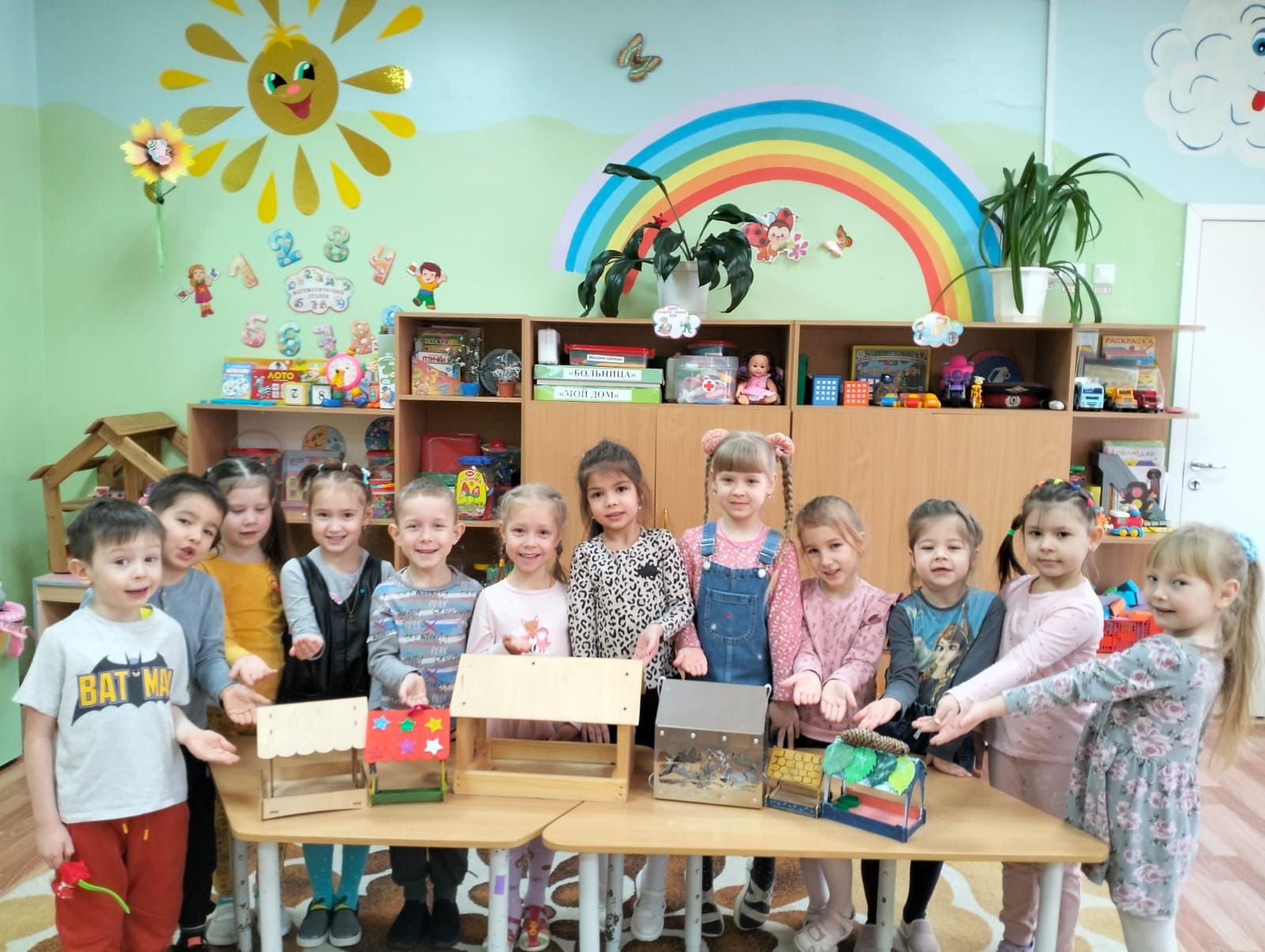 Белем бирү учреждениеләренә таләпләр аз түгел, әмма нәкъ менә шуның аркасында аларның уңай имиджы һәм абруе формалаша