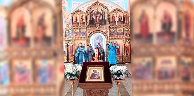 В Соборном храме Казанско-Богородицкого монастыря Бугульмы прошли торжества в честь годовщины открытия