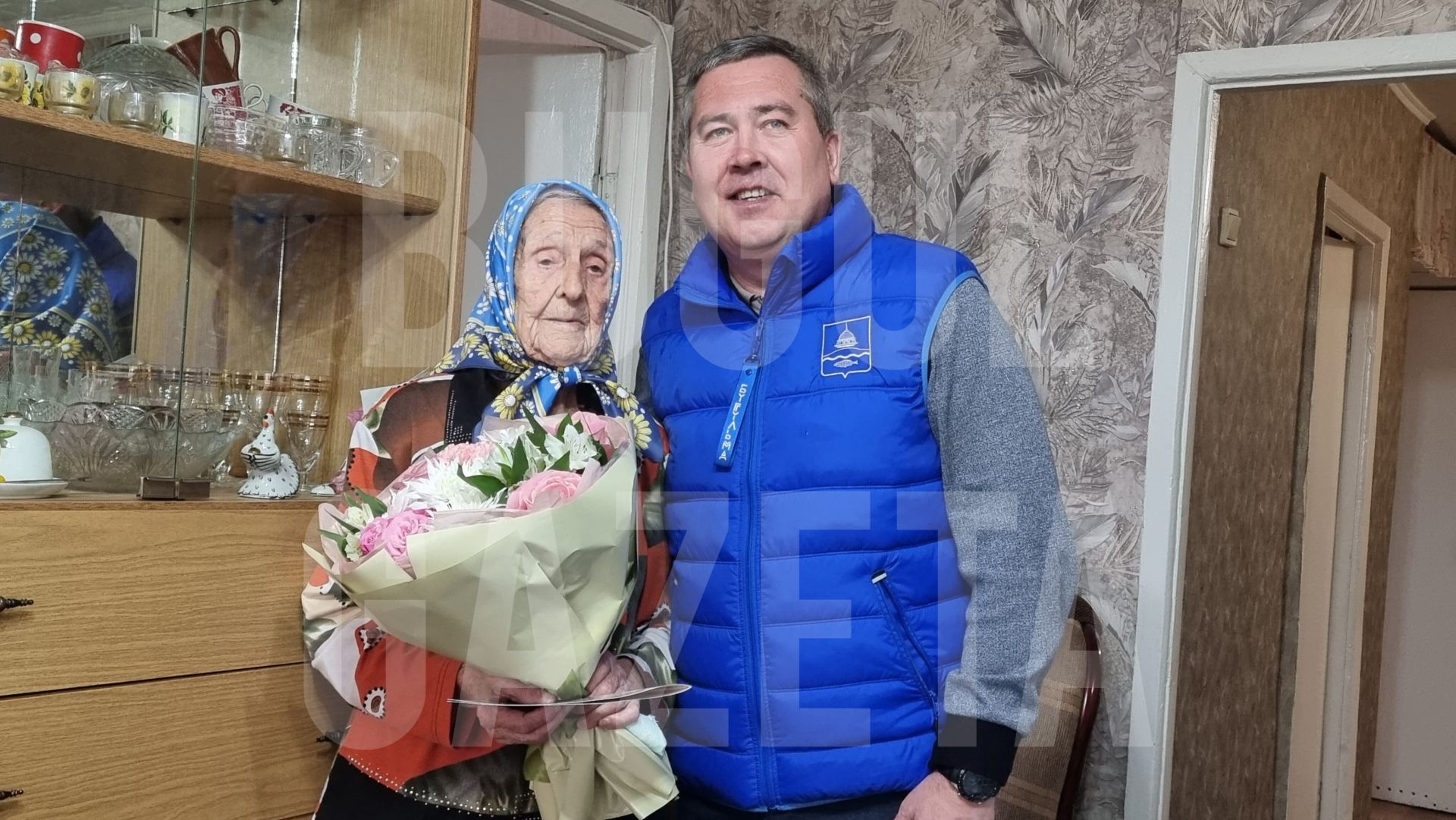 В Бугульме ветеранам Великой Отечественной войны вручают подарки от президента России