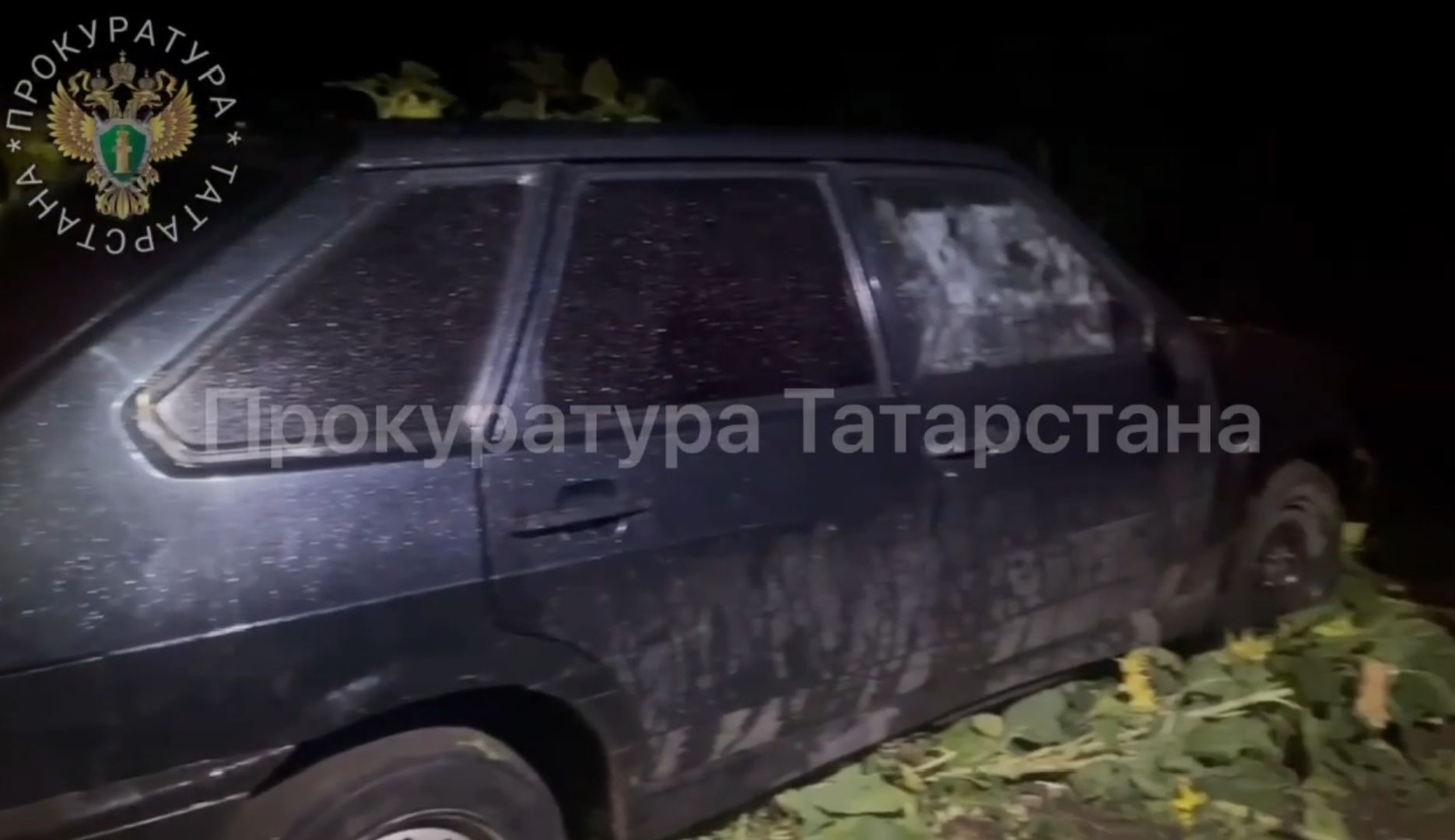 Бөгелмәдә ГАИ инспекторы автомобильне туктату өчен табельле корал кулланган