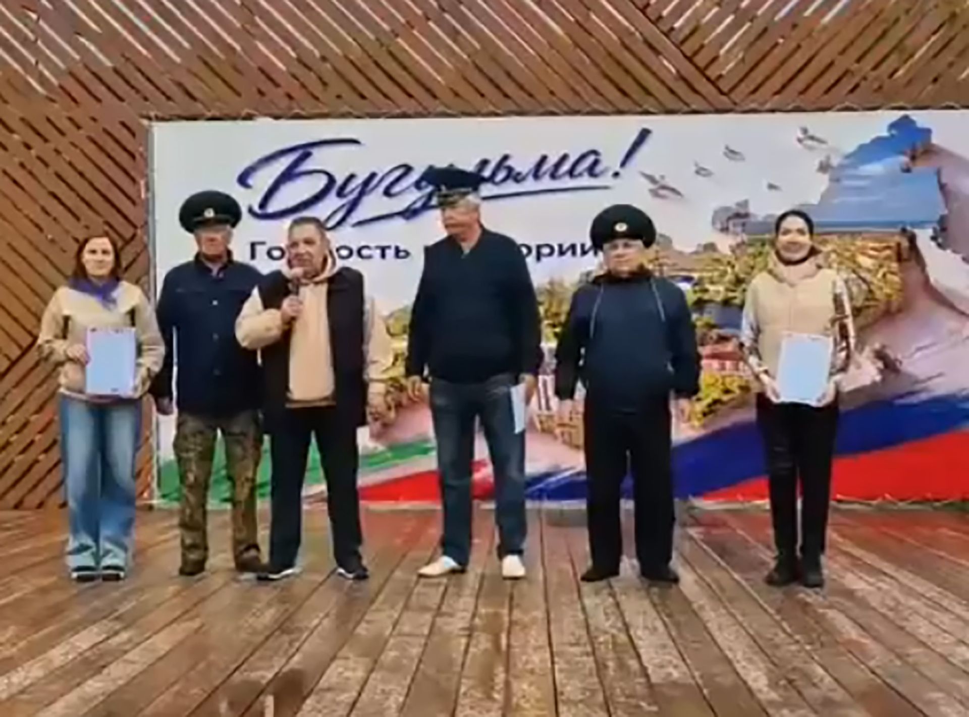 Бөгелмәдә ел саен үткәрелә торган «Мәктәпкә җыенырга ярдәм ит» хәйрия акциясе узды