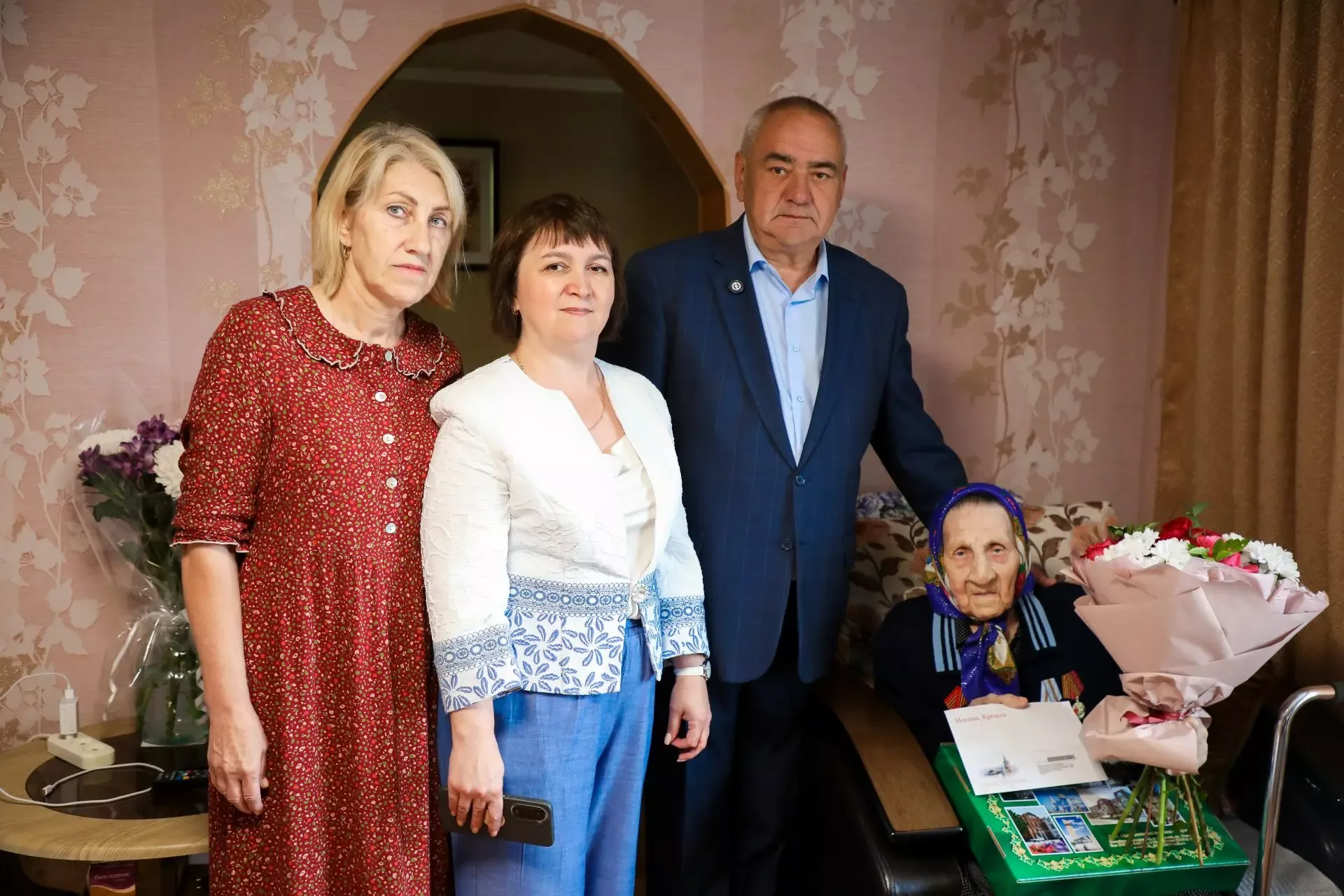 В Бугульминском районе поздравили с 95-летием труженицу тыла Марию Ильиничну Ильину