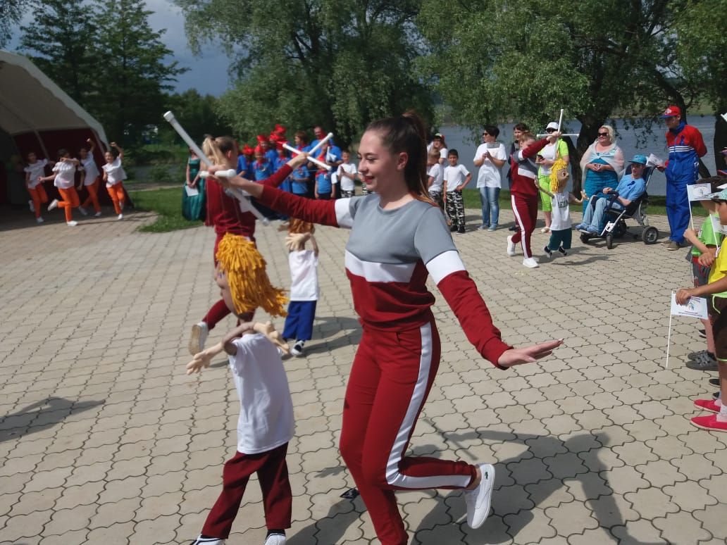 В Бугульме проходит республиканский туристский форум замещающих семей Юго-Востока Татарстана