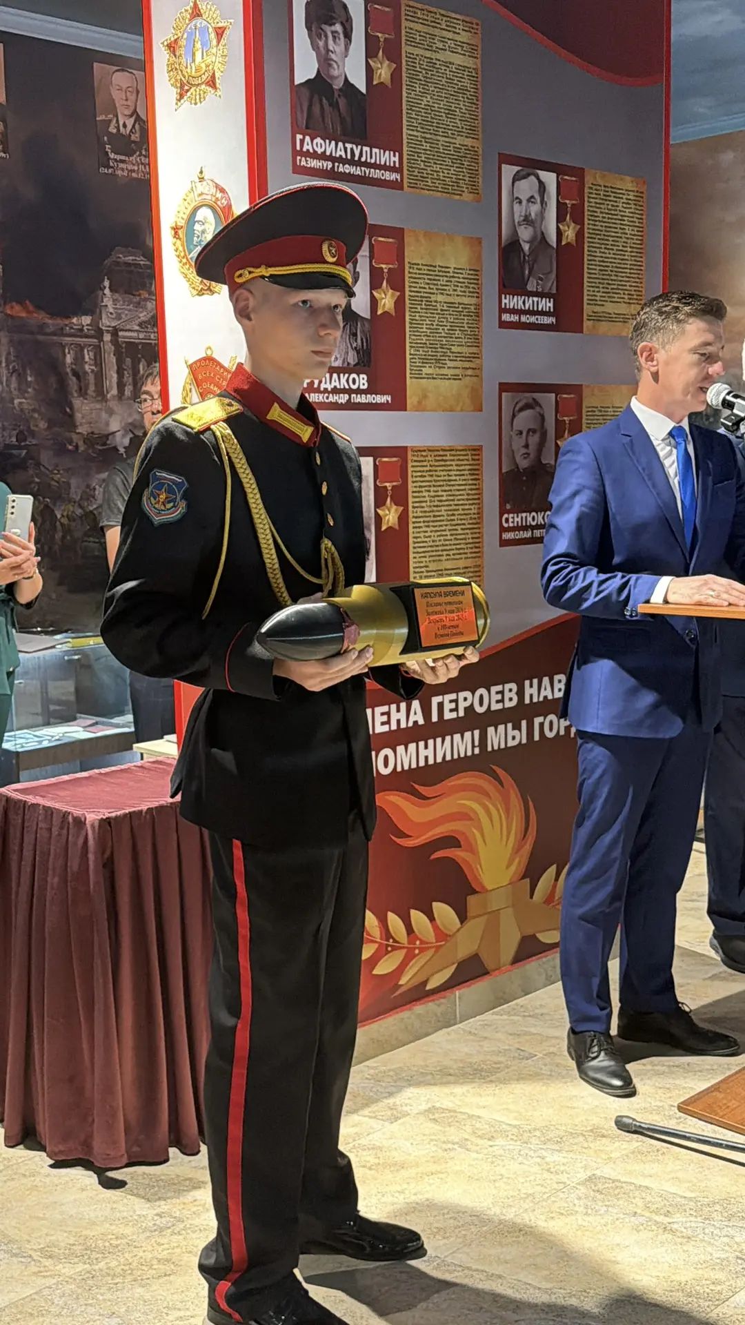 «Капсулу Памяти» потомкам к 100-летию Победы заложили в военном комиссариате Бугульмы