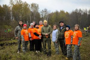 В Бугульминском районе в рамках акции «Сохраним лес» высадили 1200 елей