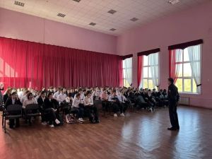 Сотрудники ПДН встретились со школьниками из Бугульмы
