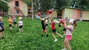 Курс на здоровье: в детских садах Бугульмы прошёл июльский марафон спортивных праздников