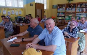 В сельской школе Бугульминского района встретились выпускники 1976 и 1981 годов