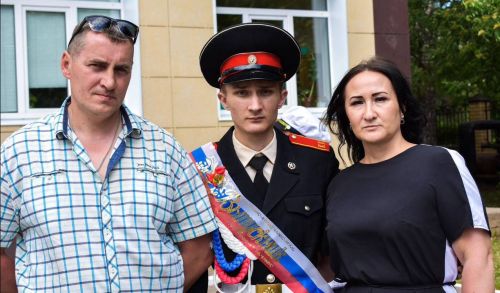 Бөгелмәле Дмитрий Давыдов хәрби хезмәткәр булачагын балачактан ук белгән