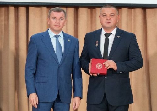 Бугульминцам вручили государственные награды