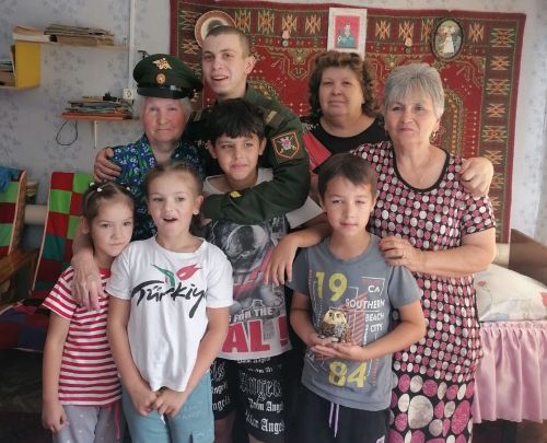 Бөгелмәле Равил Хәйретдинов: патриот булып тәрбияләнгән