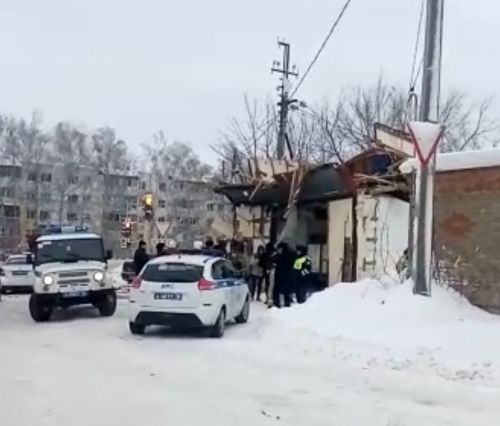 Два человека получили ожоги после взрыва в одном из автосервисов в Бугульме