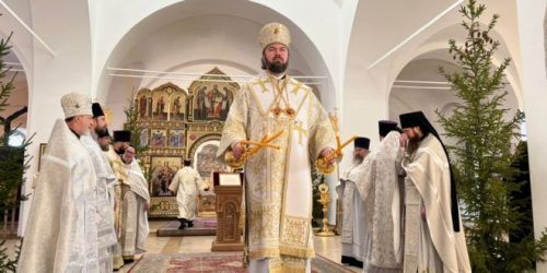 В Соборном храме Казанско-Богородицкого монастыря города Бугульмы состоялось Архиерейское богослужение