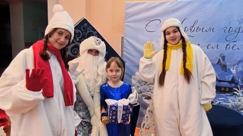 В дни зимних каникул юные бугульминцы посетили резиденцию Деда Мороза