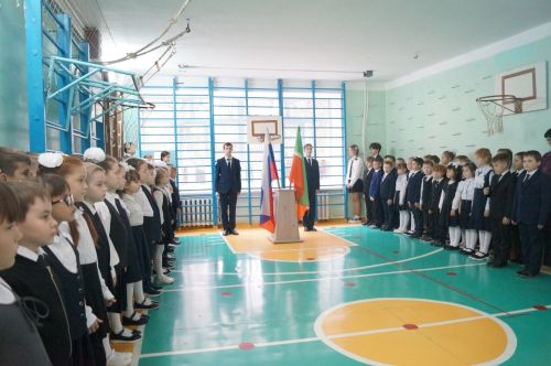 Более 200 учеников бугульминского лицея посвятили в Орлята России