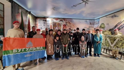 Трое добровольцев из Бугульмы отправились в зону спецоперации