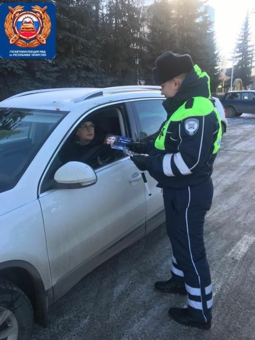 Профилактические беседы с водителями провели на дорогах Бугульмы