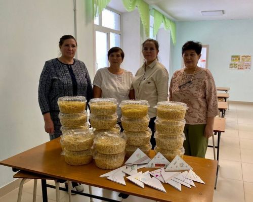 Женщины из Бугульминского района отправили домашнюю лапшу участникам СВО