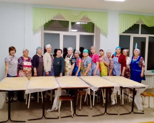 Женщины из Бугульминского района отправили домашнюю лапшу участникам СВО