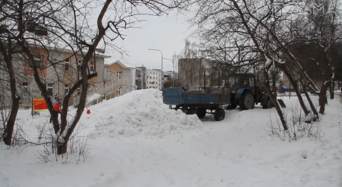 В Бугульме строят новую горку на улице Тухачевского