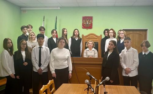 В рамках проекта «Правосудие: от А до Я» школьники посетили Бугульминский городской суд