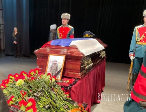 Сегодня в Бугульме жители простились с погибшим земляком