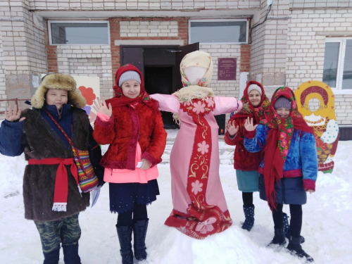В Малой Бугульме провели праздник в честь Масленицы