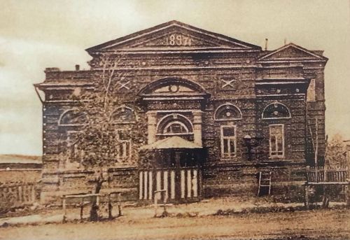 Бугульминский театр - один из старейших в Татарстане