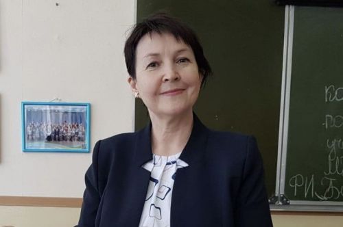 Рамиля Батуллина получила хлебопечь в подарок за подписку на «Бугульминскую газету» и республиканские журналы