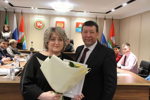 На заседании медсовета Бугульминской ЦРБ наградили отличившихся сотрудников