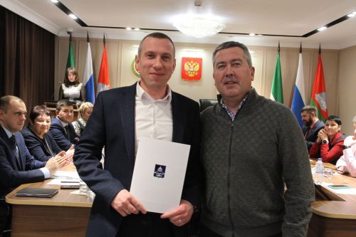 На заседании медсовета Бугульминской ЦРБ наградили отличившихся сотрудников