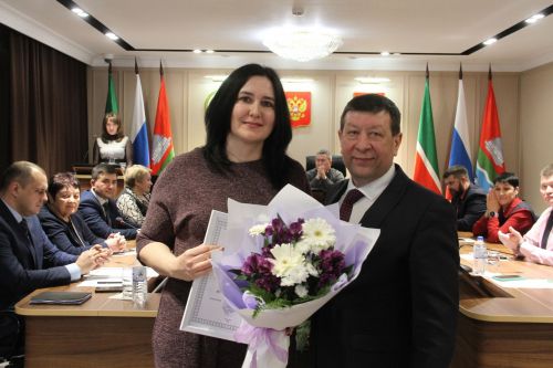 На заседании медсовета Бугульминской ЦРБ наградили отличившихся сотрудников