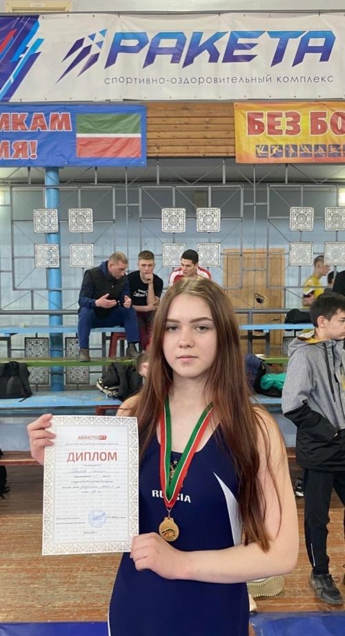 Бугульминка стала чемпионкой РТ по борьбе сумо