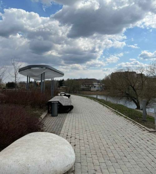 Сегодня в Бугульме пасмурно и дождь