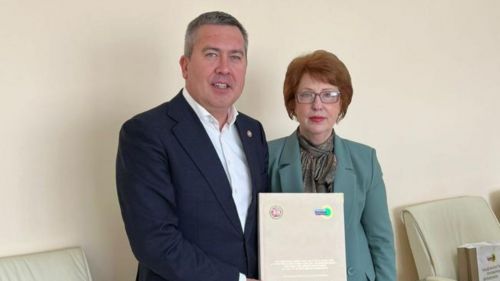 Мэр Бугульмы обсудил вопросы партнерства с председателем Татарстанской республиканской организации Общероссийского профсоюза