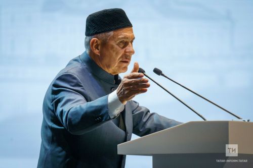 Рустам Минниханов высказался о роли ислама в сохранении традиционных ценностей