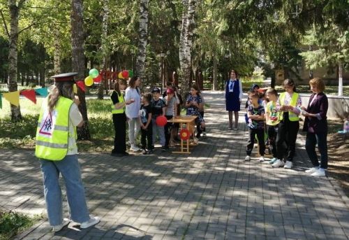 Бугульминские школьники на каникулах изучают ПДД