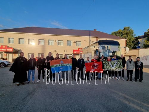 В Бугульме прошла большая отправка призывников в армию