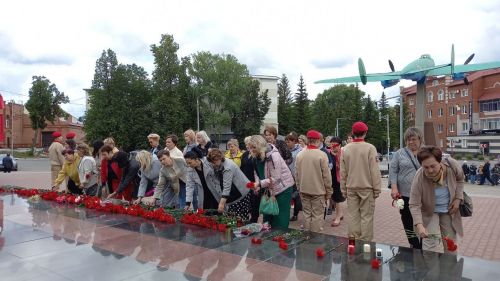 Бугульминцы в День памяти и скорби почтили память погибших в Великой Отечественной войне