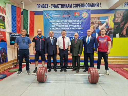 В Бугульму съезжаются тяжелоатлеты со всей России