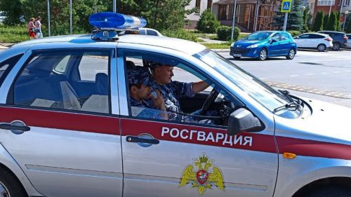 В Бугульме мужчина украл из магазина алкоголь и убежал