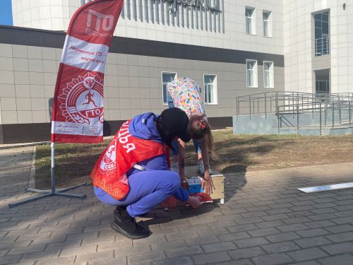 В Бугульме на площади Дворца молодежи Центром тестирования была организована площадка ГТО